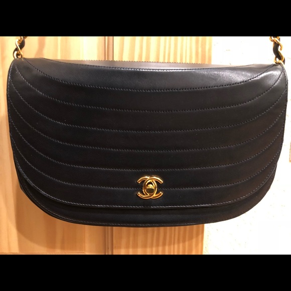 SOLD@Merca AUTHENTIC PRELOVED CHANEL BAG BLACK - Picture 2 of 8